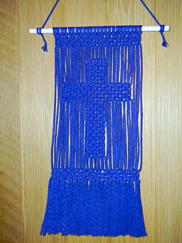 Handmade purple yarn macramé - handmade,