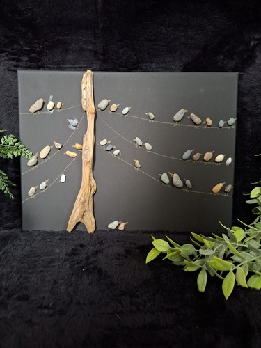 Bird wire pebble art - pebble, on
